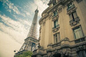 Top Hôtels à Paris: Où Profiter d'une Vue Imprenable sur la Tour Eiffel?